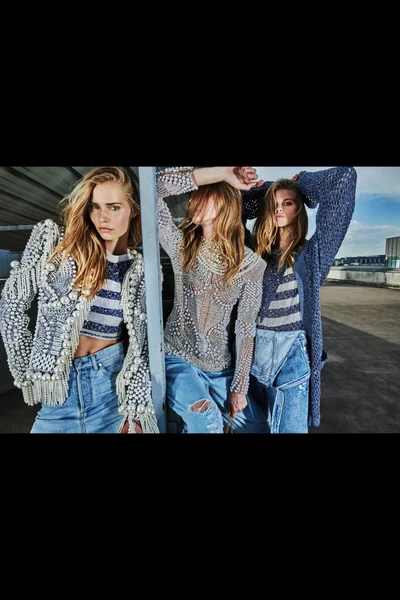 Look 28